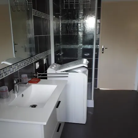 Campagne Vignobles * Бретиньоль-сюр-Мер